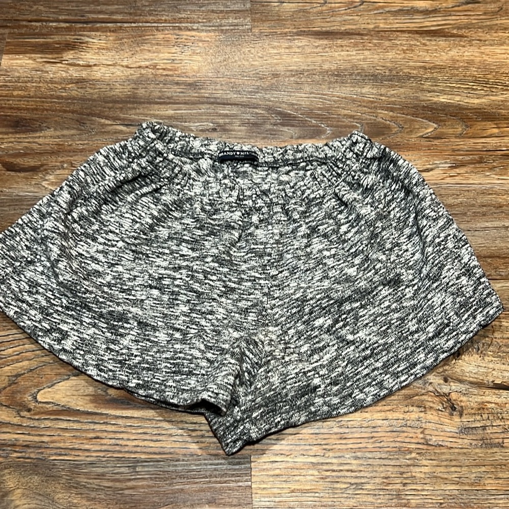 Brandy Melville Shorta